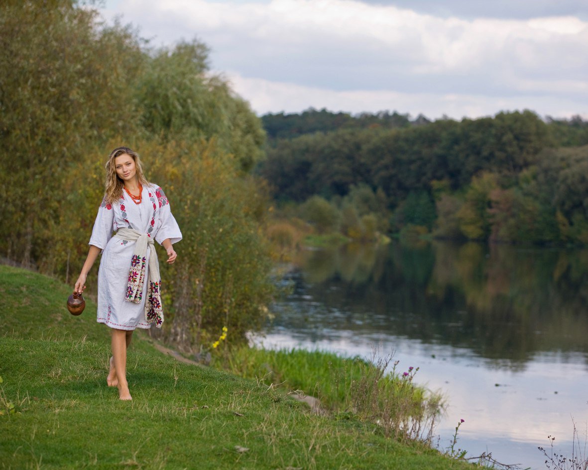 Nude girl Slavic women in Calcutta